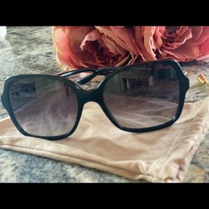 ☀️☀️Bulgari Sunglasses 🕶.